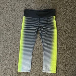 Gap Fit Workout Capris